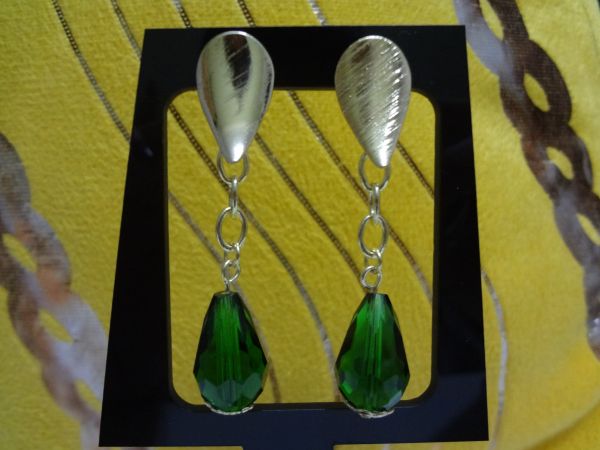 Cód. B1497f - Brinco folheado a ouro 18k